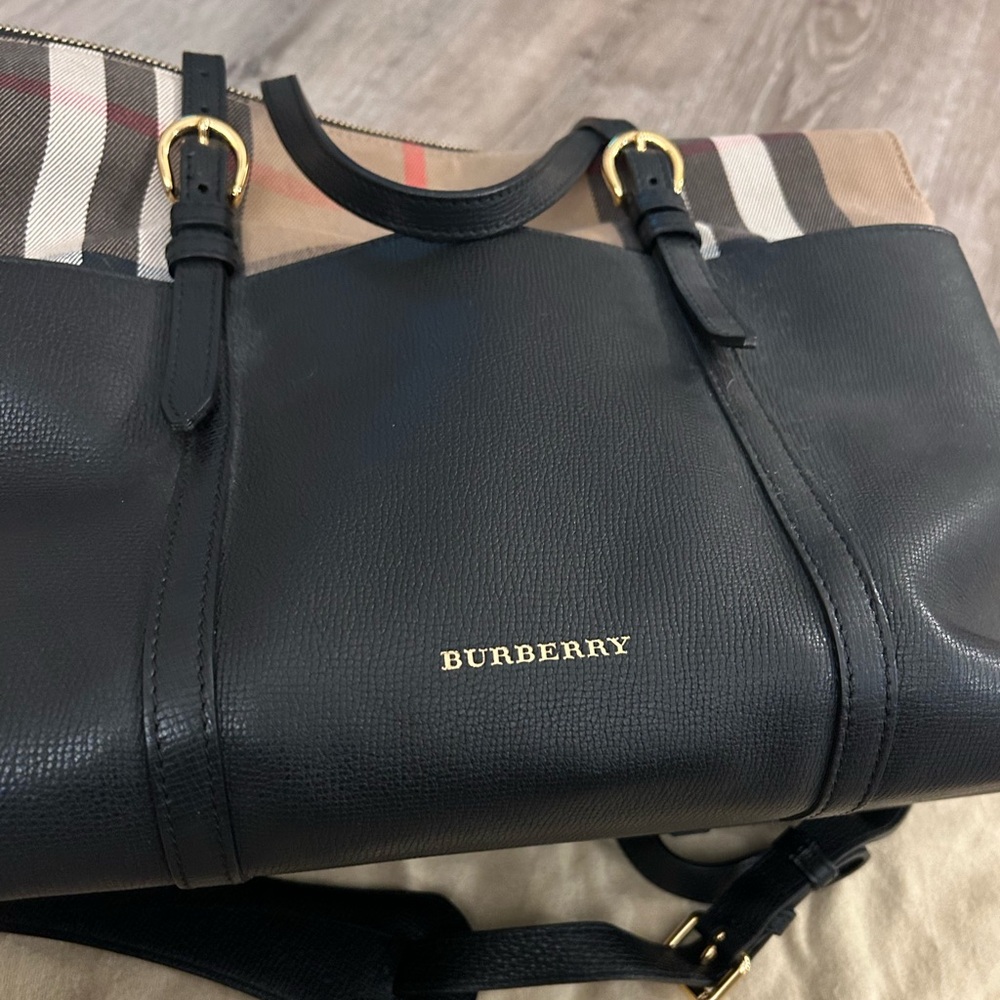 Burberry Mason Diaper Tote - Picture 2 of 6